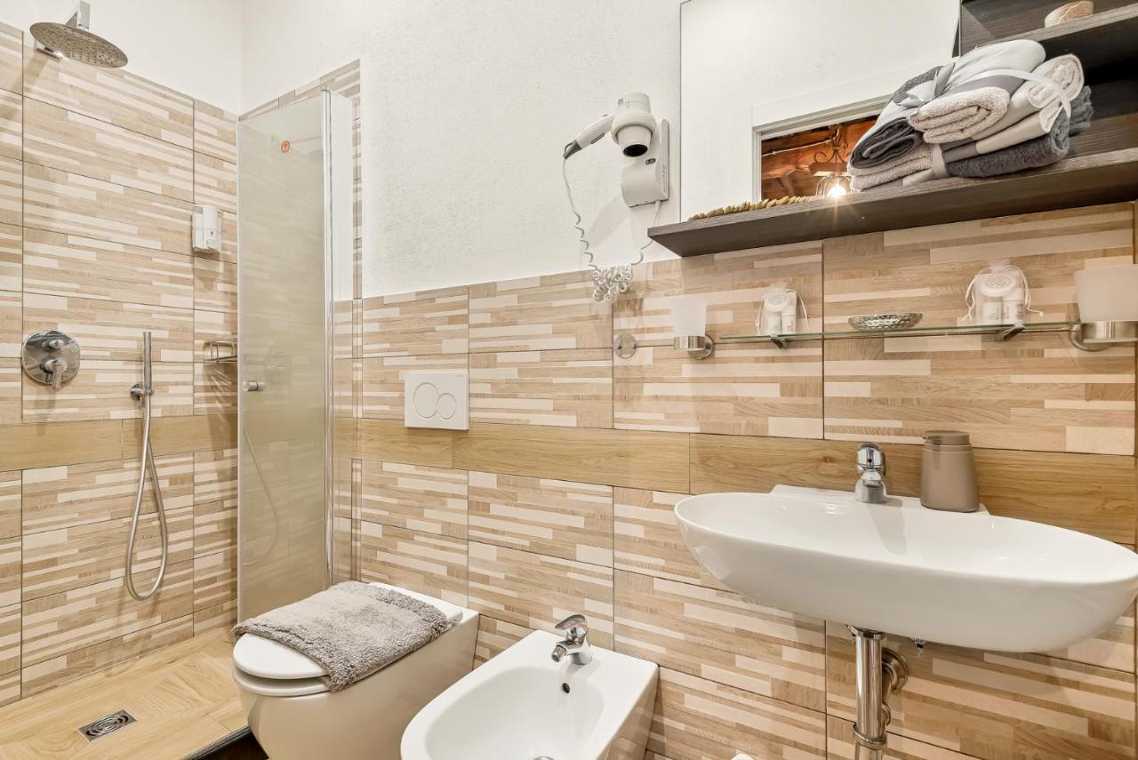 Alby Express Rooms La Spezia Exterior foto